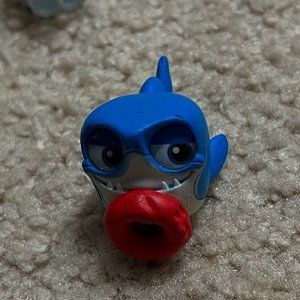 Disney Doorables Let’s Go Series 2: Bruce from Finding Nemo (RARE)